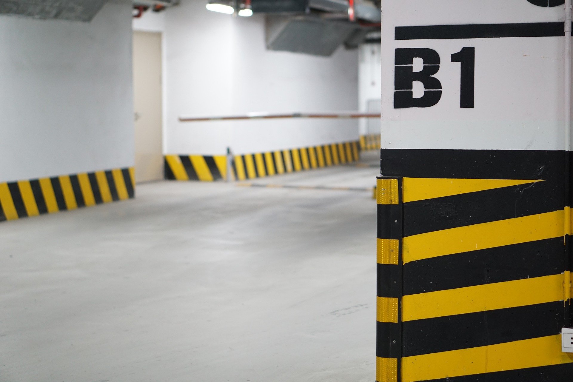 Read more about the article 5 problemas comuns em garagens de condomínios